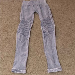 Grey leggings